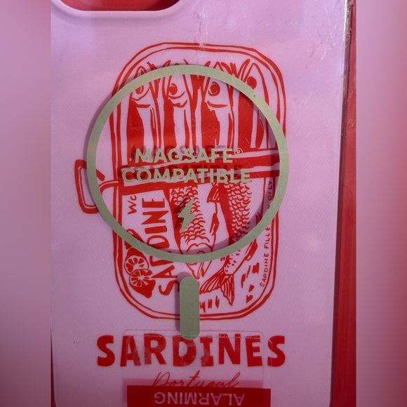 XO Poppy Sardines Portugal MagSafe Compatible Pink Phone Case 13/12 pro max - Picture 2 of 4